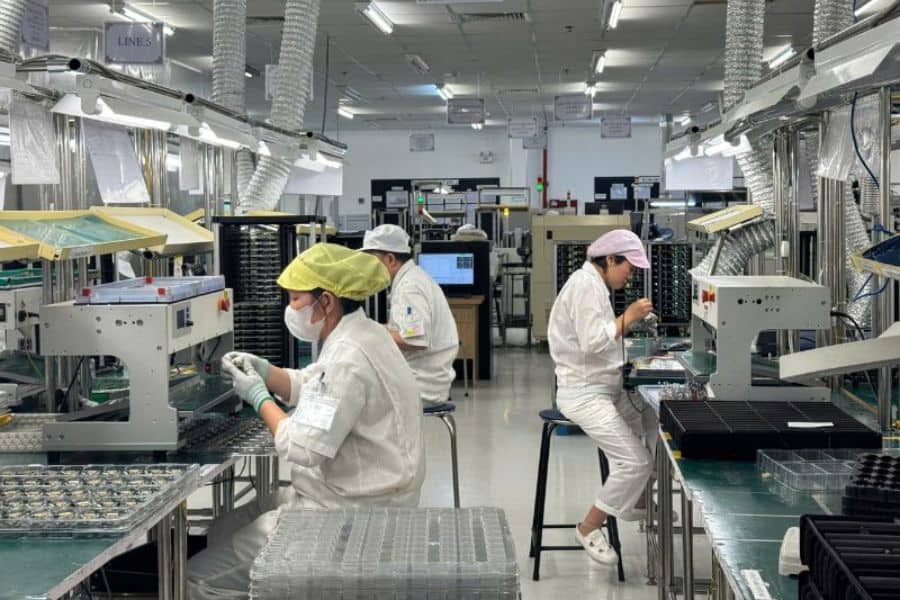 PCB assembly and electronics manufacturing at a factory in Vietnam